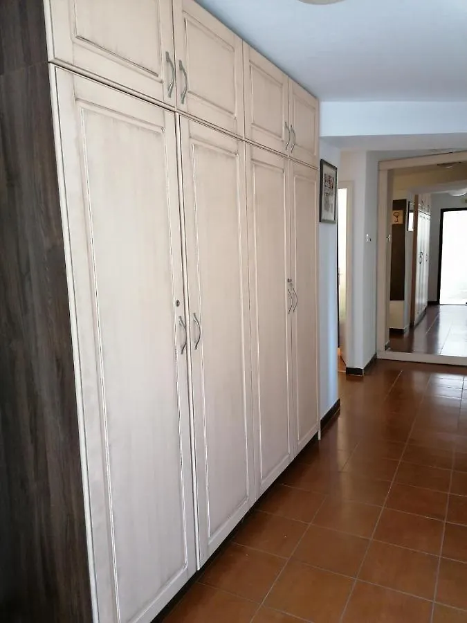 Holiday Apartment In Funtana With Balcony, Air Conditioning, Wifi, Washing Machine 4982-10